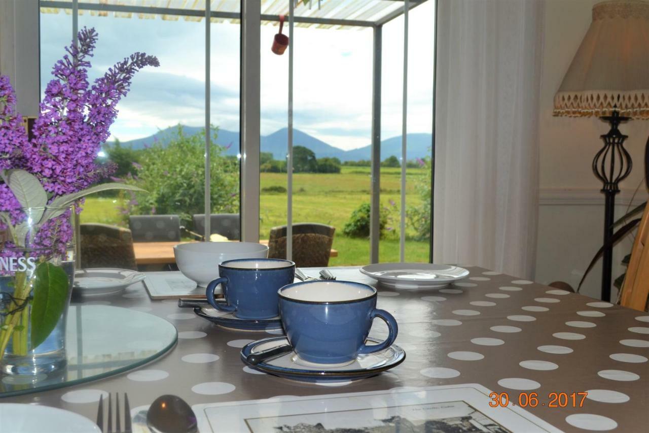 Annaswood B&B แคร์ ภายนอก รูปภาพ