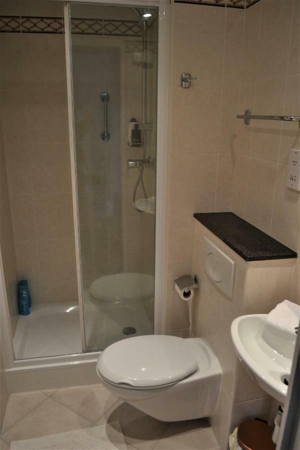 Annaswood B&B แคร์ ภายนอก รูปภาพ